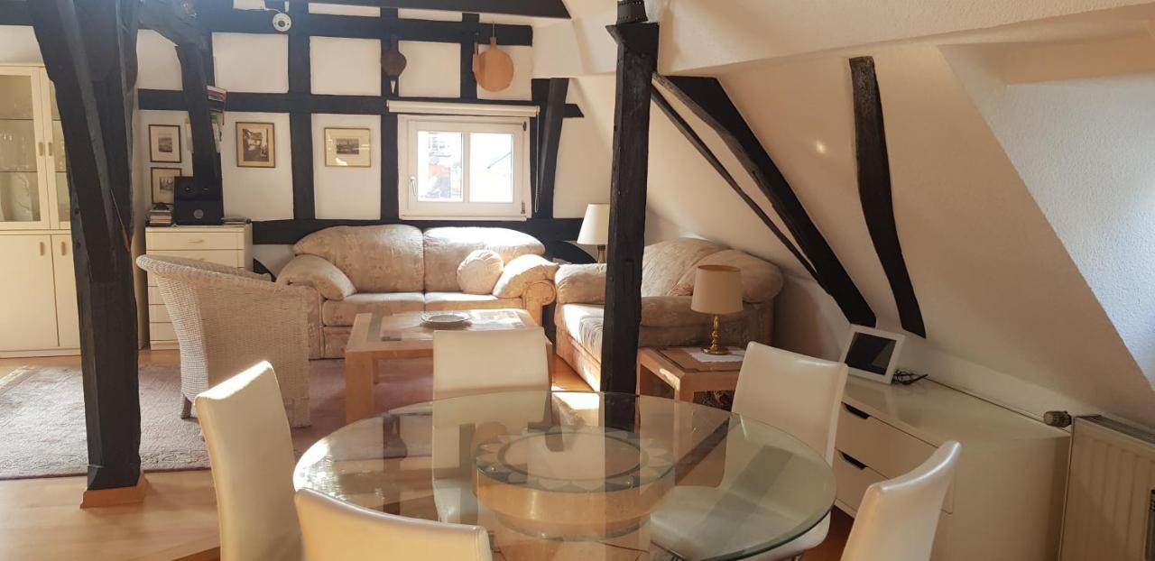 Penthouse Im Historischen Fachwerkhaus Mit Grosser Dachterrasse An Zentralster Lage Boppard Esterno foto