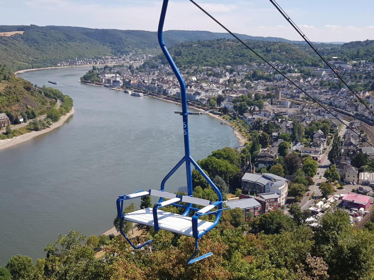Penthouse Im Historischen Fachwerkhaus Mit Grosser Dachterrasse An Zentralster Lage Boppard Esterno foto