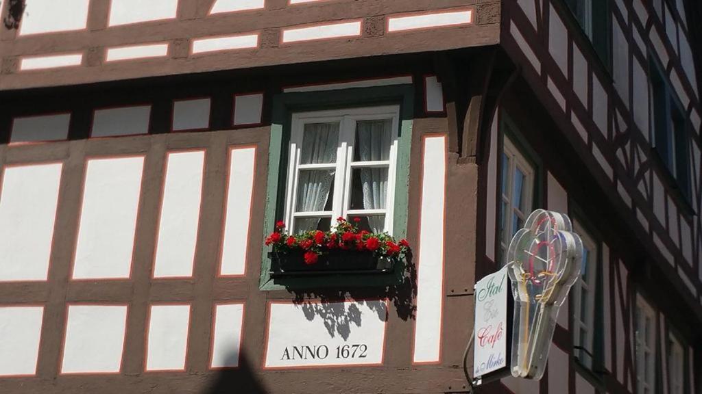 Penthouse Im Historischen Fachwerkhaus Mit Grosser Dachterrasse An Zentralster Lage Boppard Esterno foto