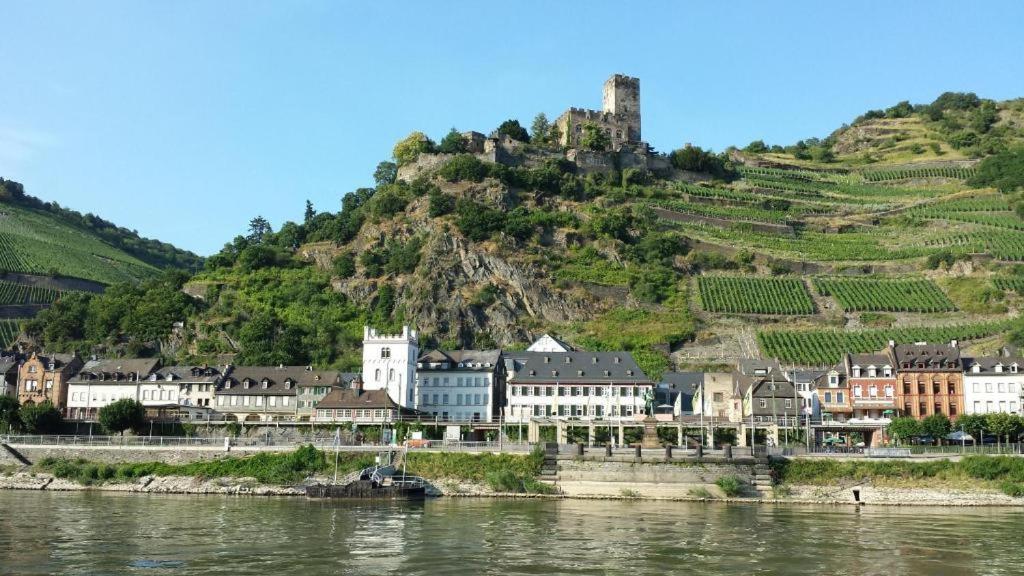 Penthouse Im Historischen Fachwerkhaus Mit Grosser Dachterrasse An Zentralster Lage Boppard Esterno foto